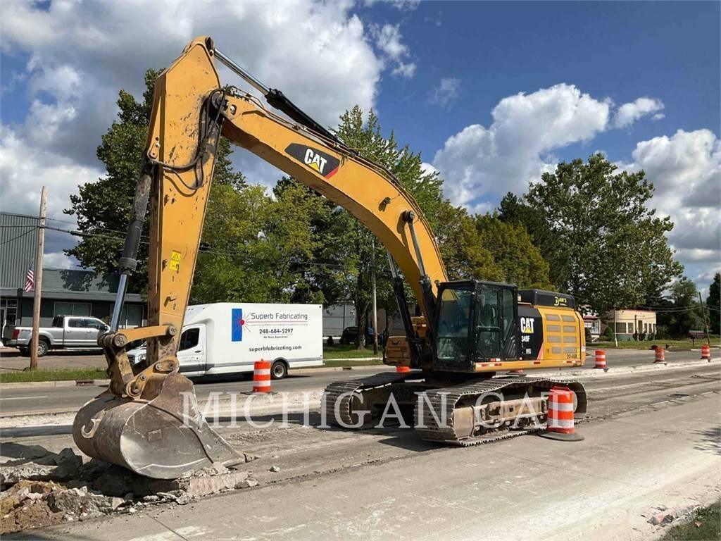 CAT 349FL + Paletli ekskavatörler