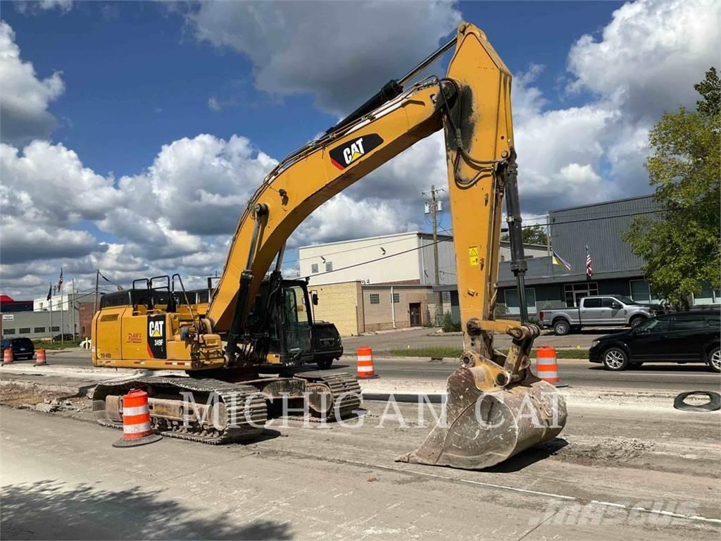 CAT 349FL + Paletli ekskavatörler