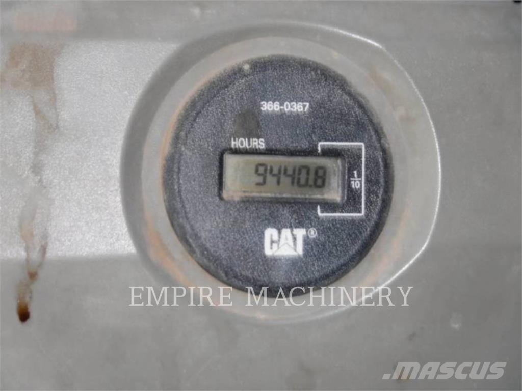 CAT 349FL Paletli ekskavatörler