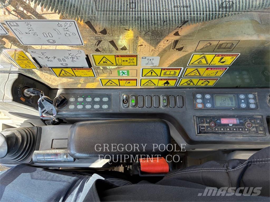 CAT 349FL Paletli ekskavatörler