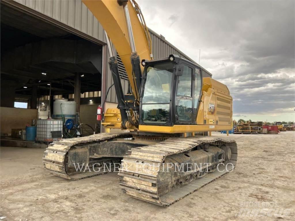 CAT 352 Paletli ekskavatörler