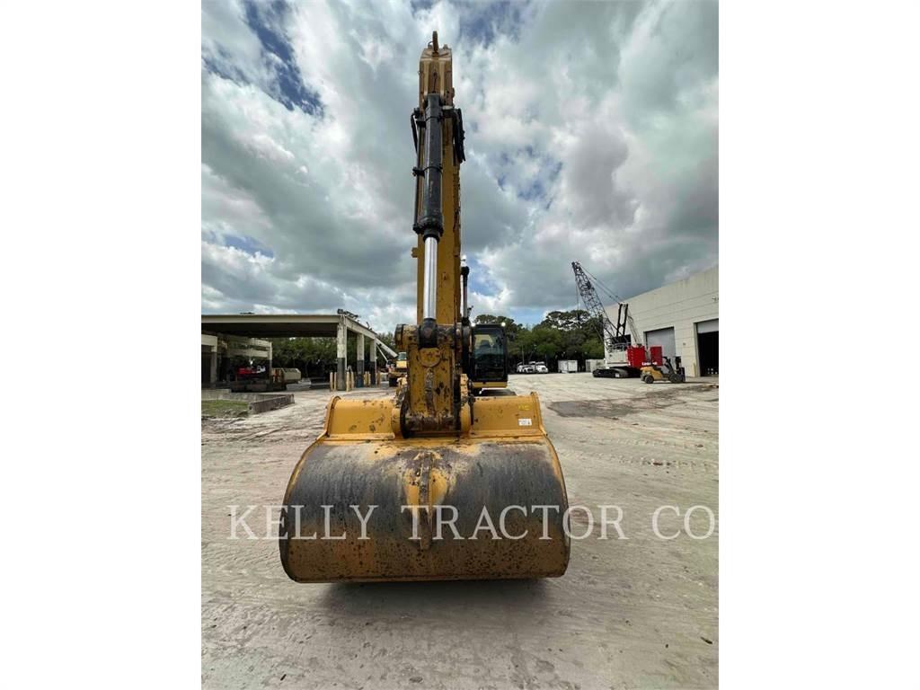 CAT 352 Paletli ekskavatörler