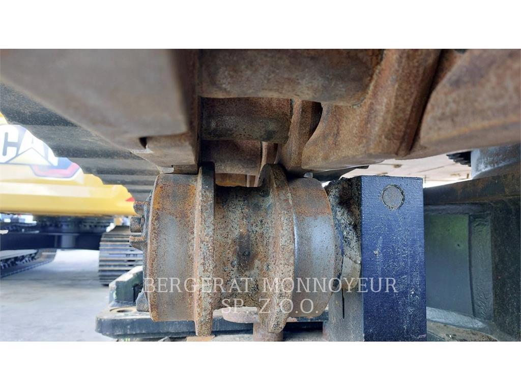 CAT 352 Paletli ekskavatörler