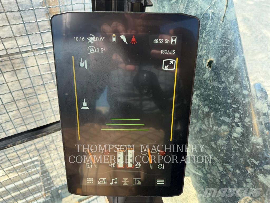 CAT 352 Paletli ekskavatörler