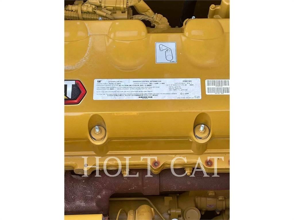 CAT 352 11 Paletli ekskavatörler