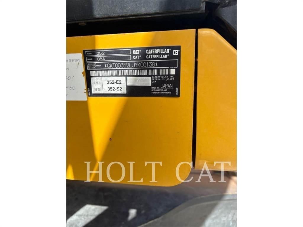 CAT 352 11 Paletli ekskavatörler