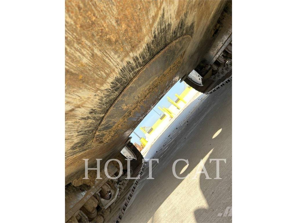 CAT 352 11 Paletli ekskavatörler