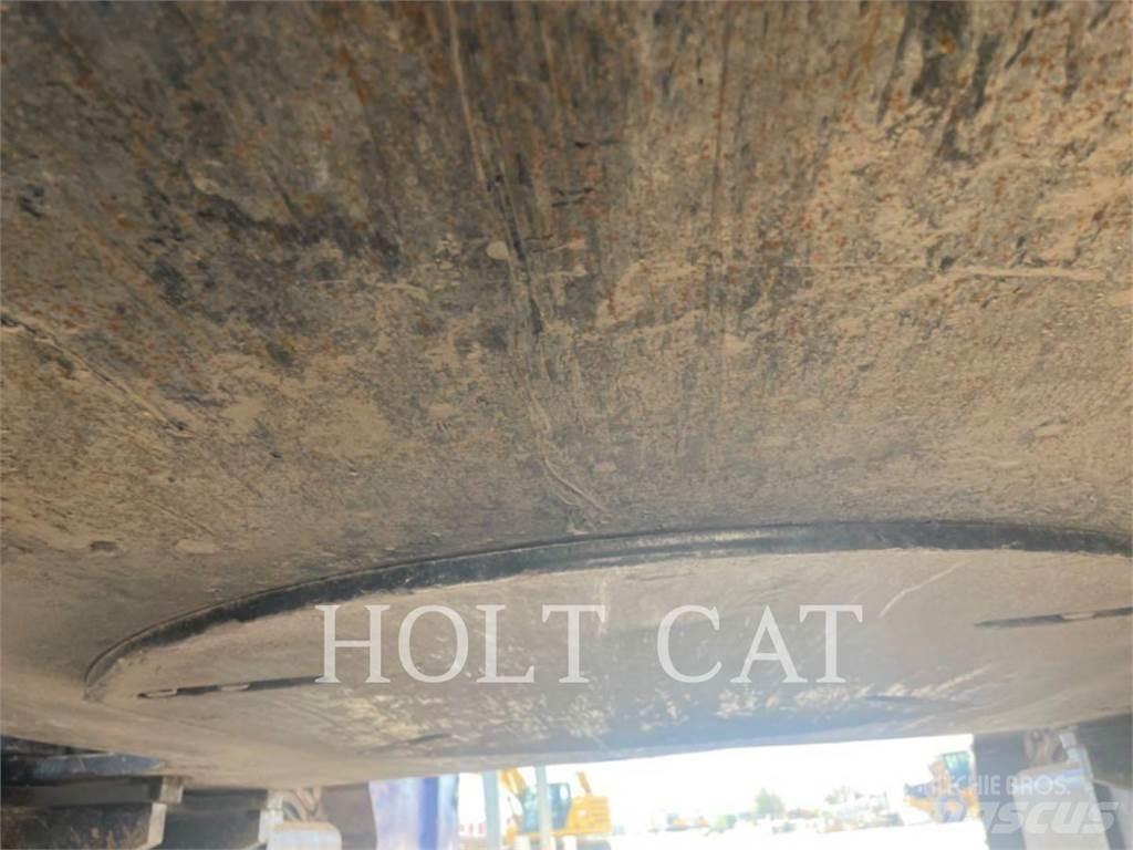 CAT 352 11 TC Paletli ekskavatörler
