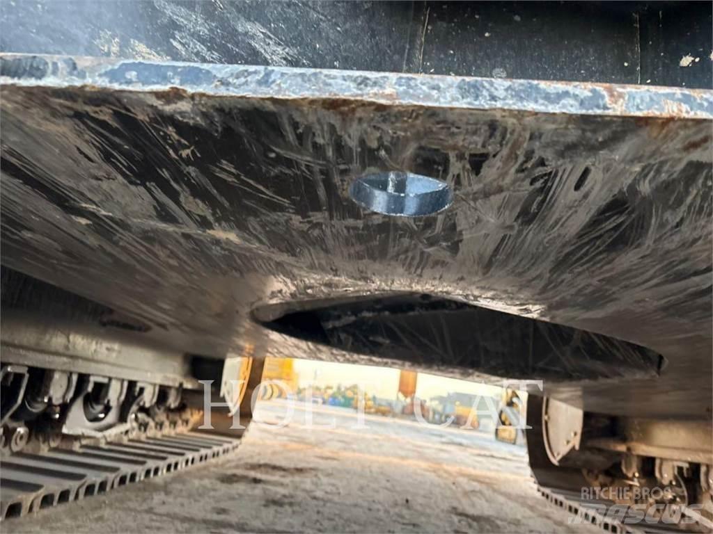 CAT 352 11 TC Paletli ekskavatörler