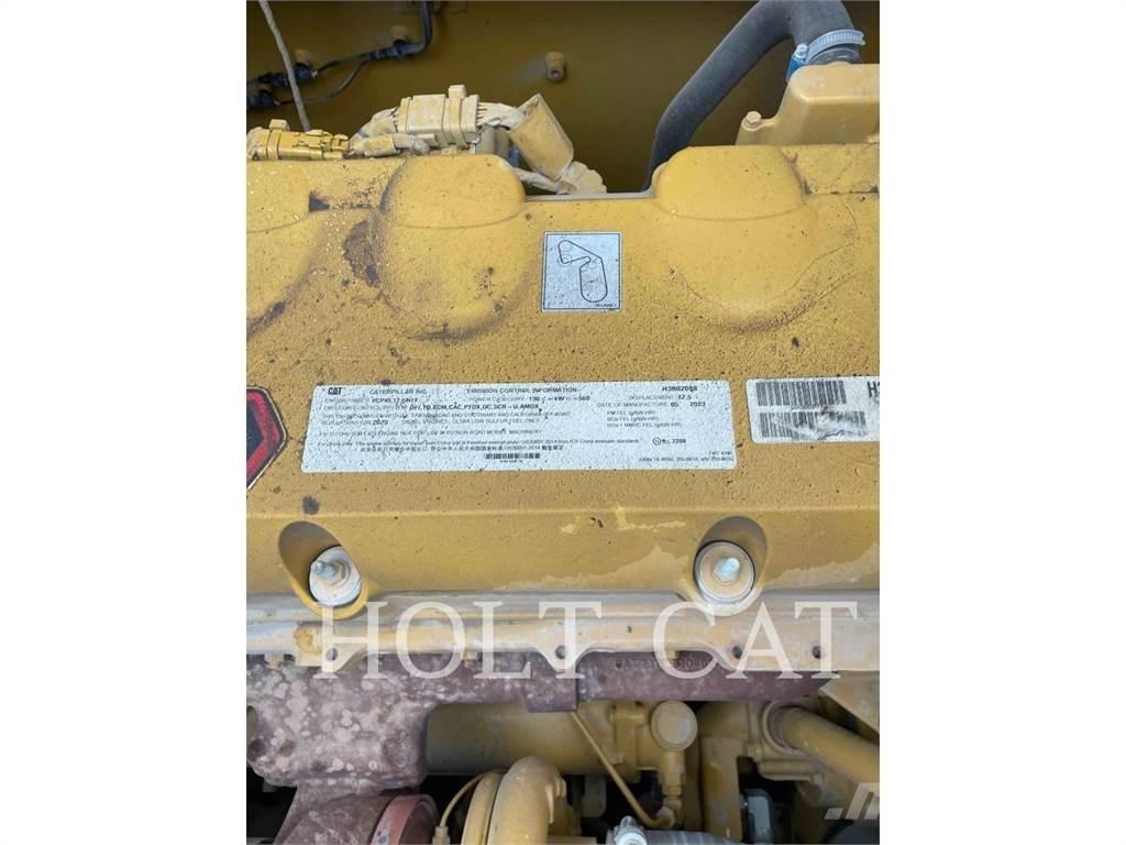 CAT 352 12 Paletli ekskavatörler