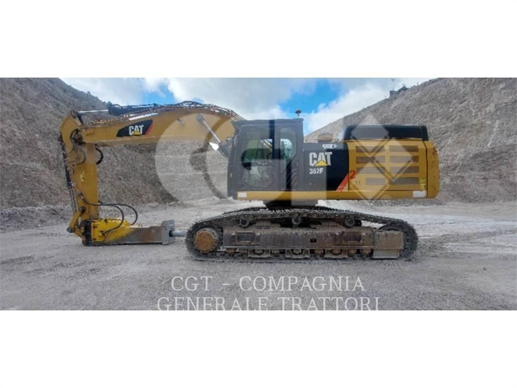 CAT 352F Paletli ekskavatörler