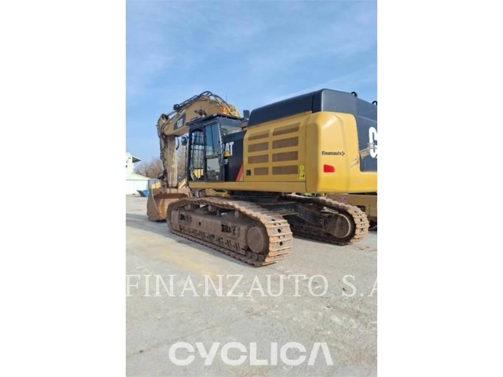 CAT 352FL Paletli ekskavatörler