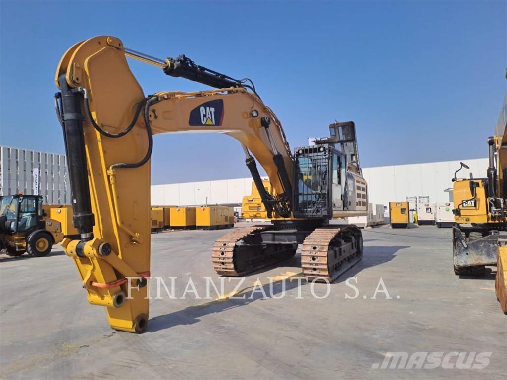 CAT 352FL Paletli ekskavatörler