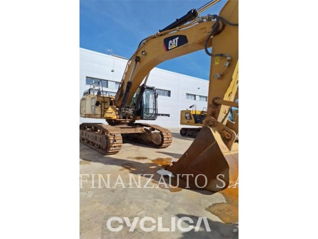 CAT 352FL Paletli ekskavatörler