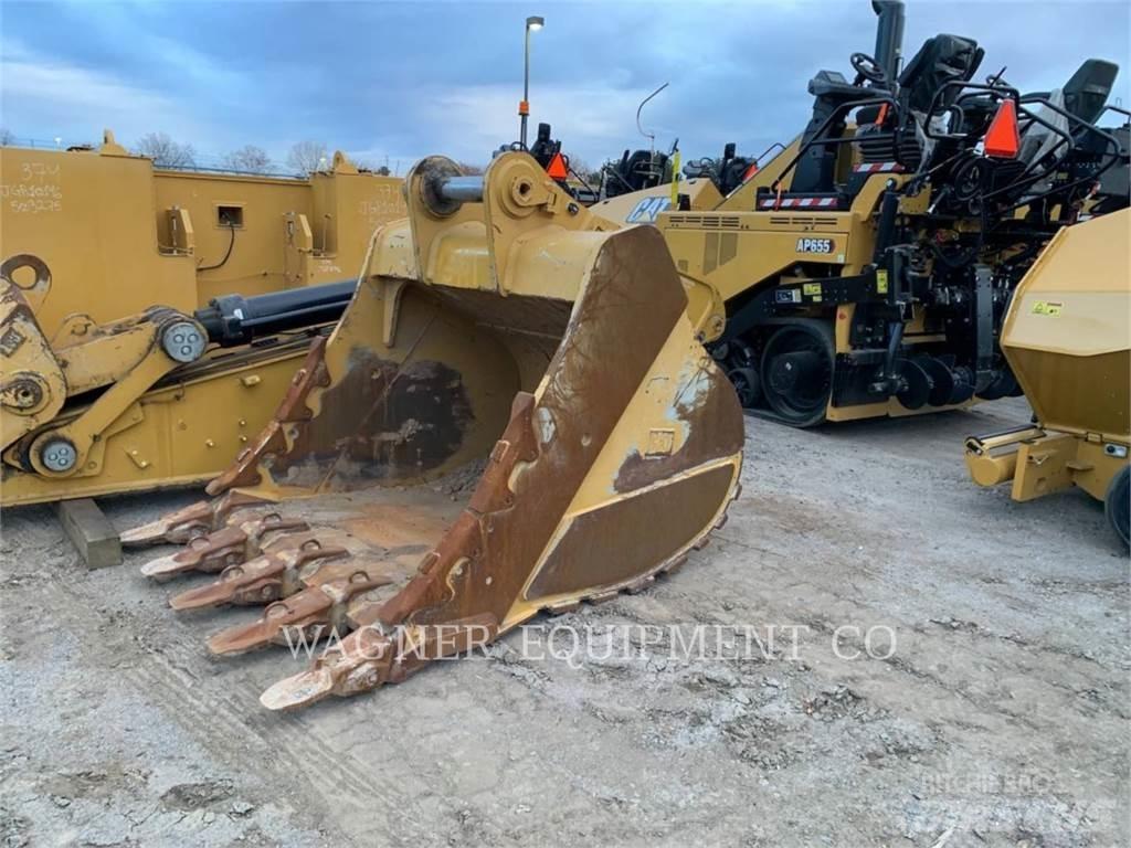CAT 374 Paletli ekskavatörler