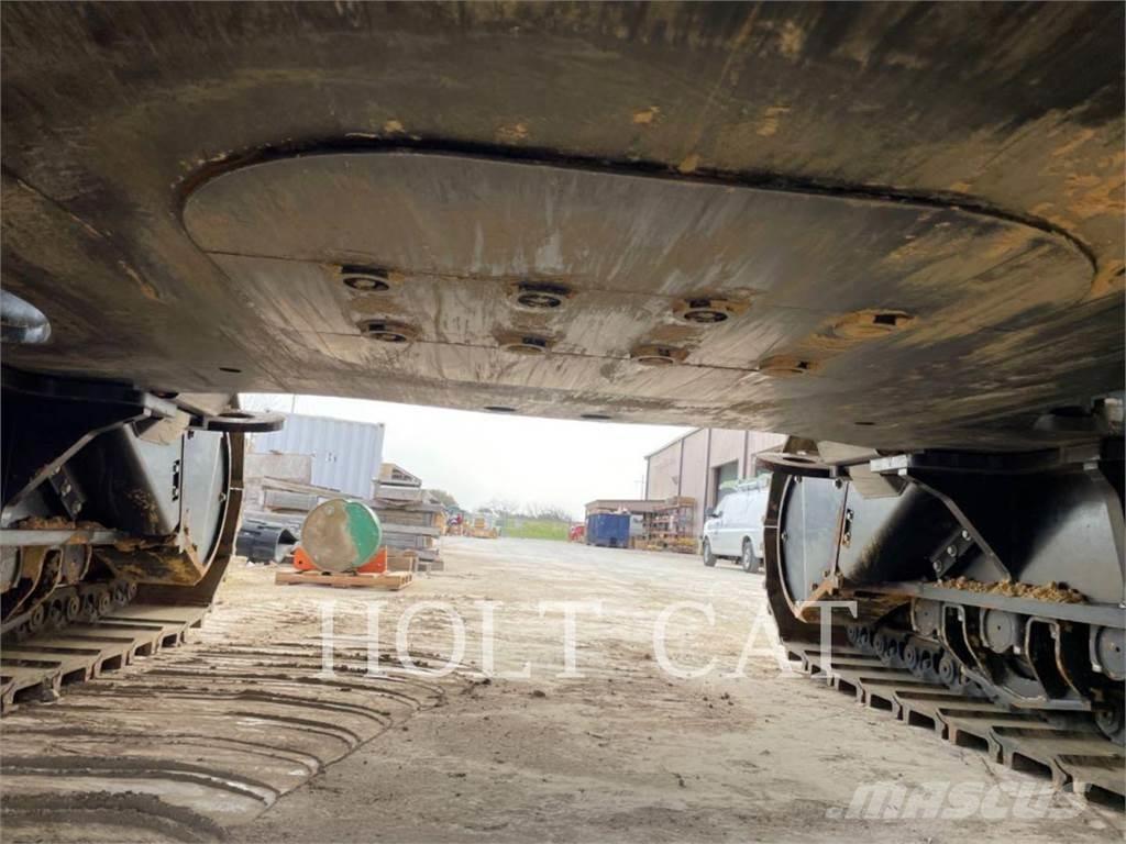 CAT 374 Paletli ekskavatörler