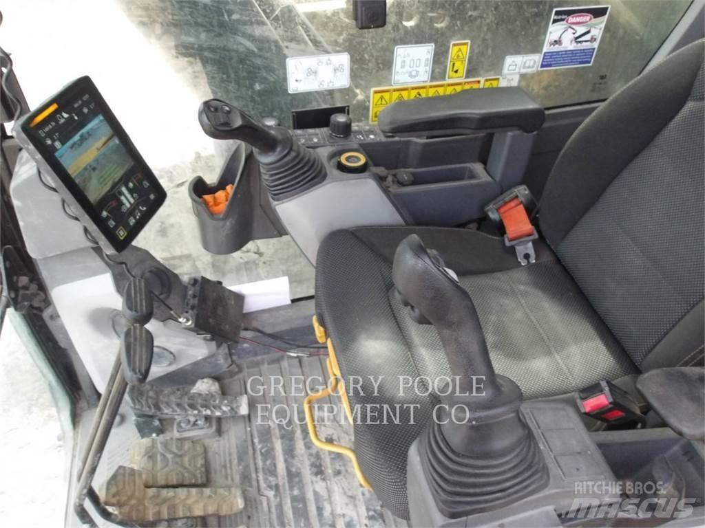 CAT 374-07 Paletli ekskavatörler