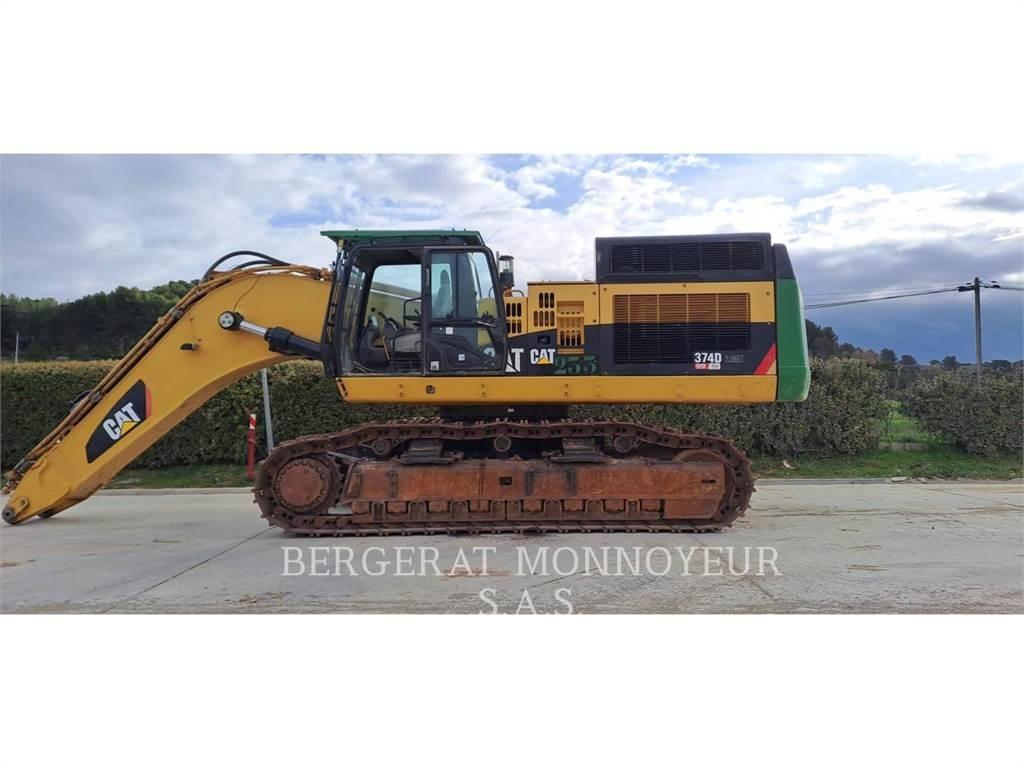 CAT 374D Paletli ekskavatörler