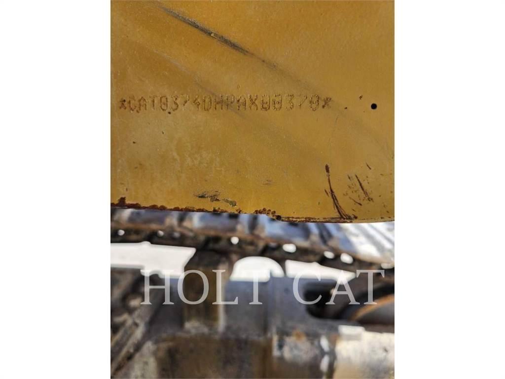 CAT 374DL Paletli ekskavatörler
