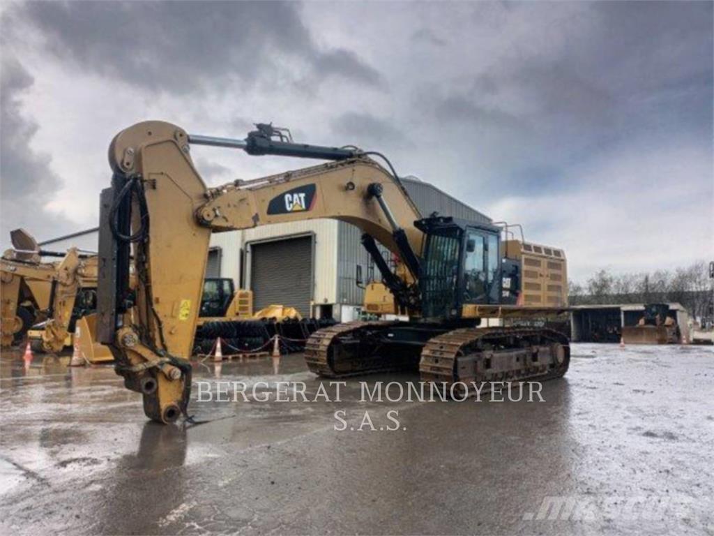CAT 374F Paletli ekskavatörler