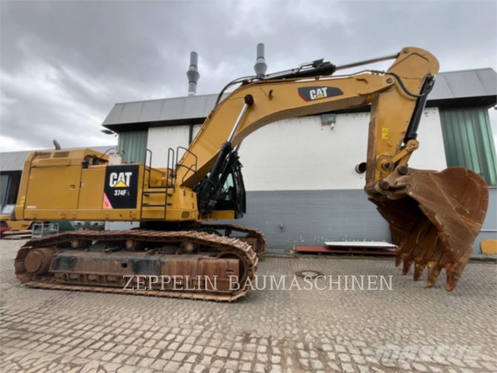 CAT 374FL Paletli ekskavatörler