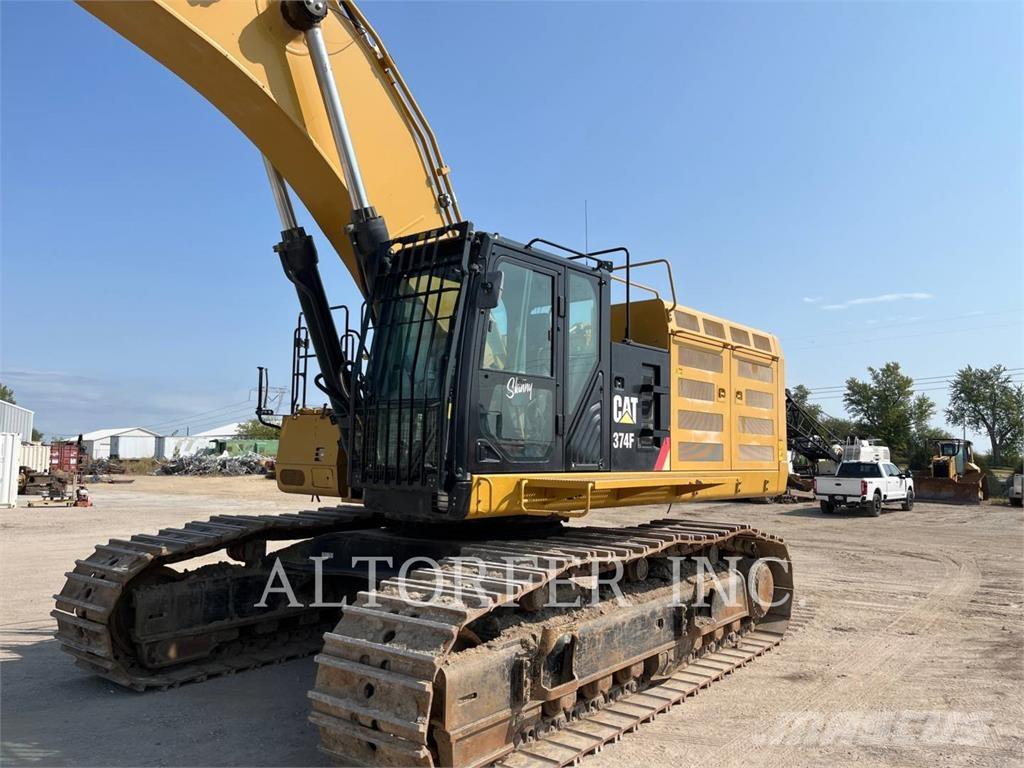 CAT 374FL Paletli ekskavatörler