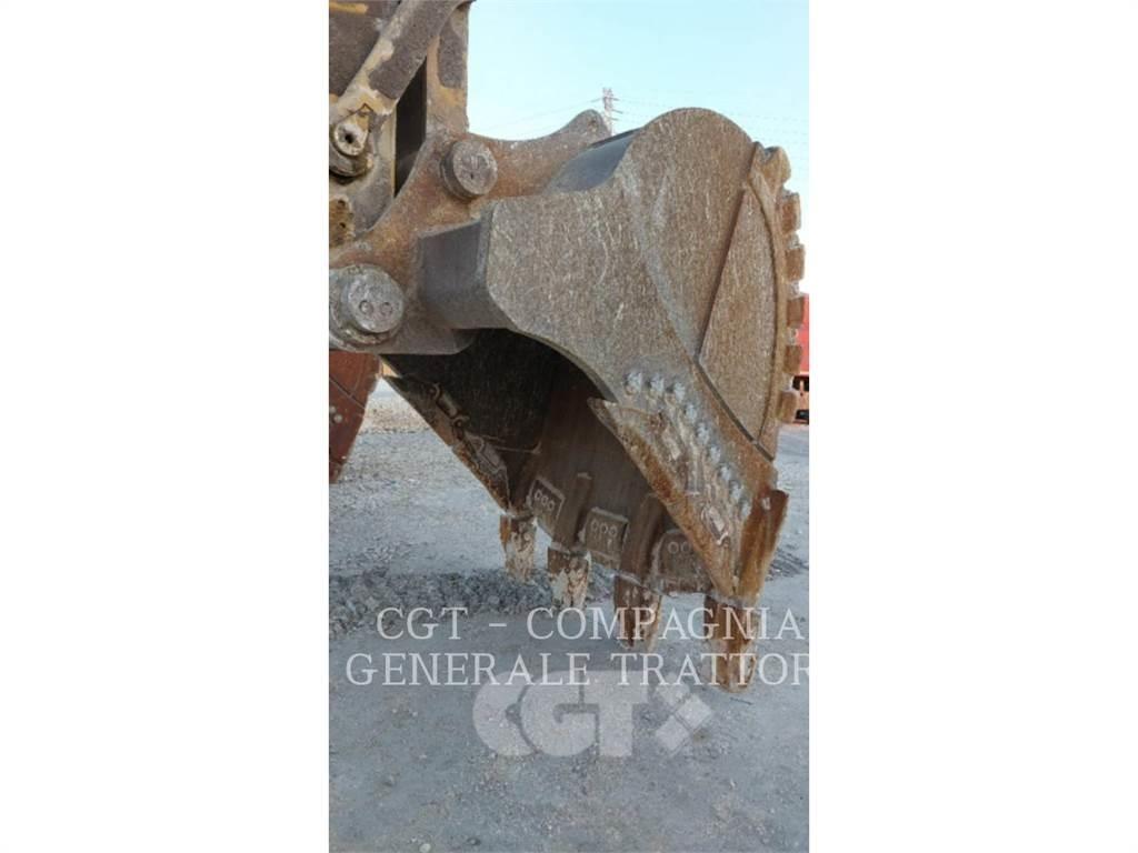CAT 390F Paletli ekskavatörler