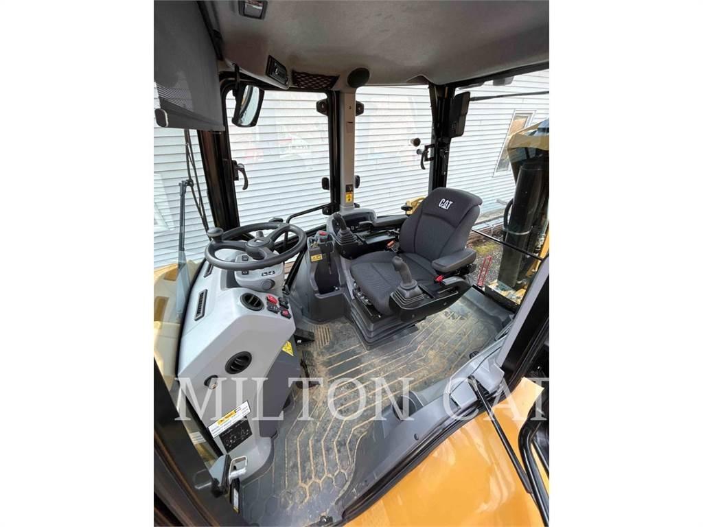 CAT 42007XE Kazıcı yükleyiciler - beko loder