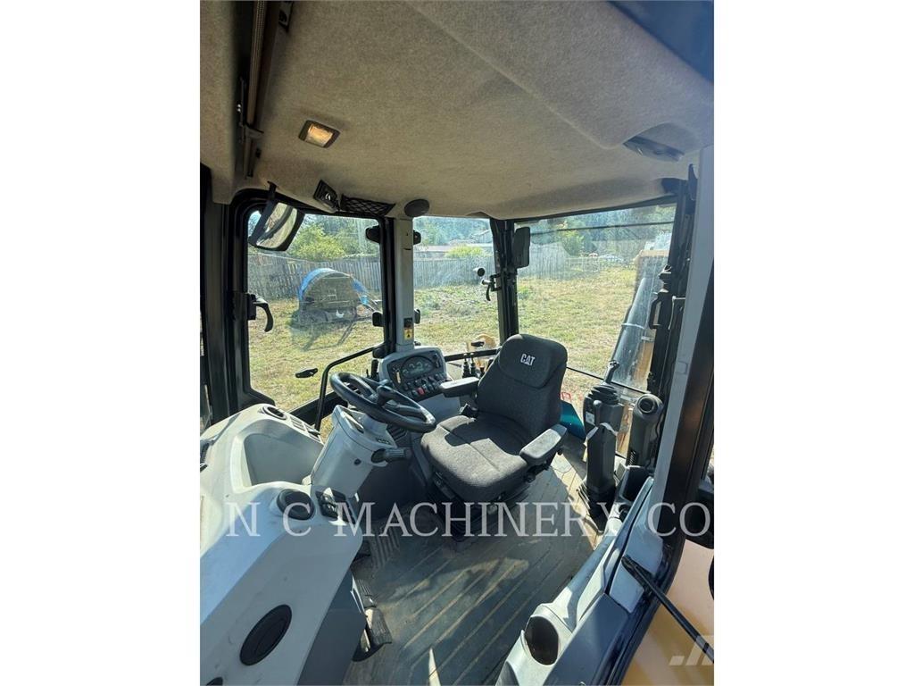 CAT 420F Kazıcı yükleyiciler - beko loder