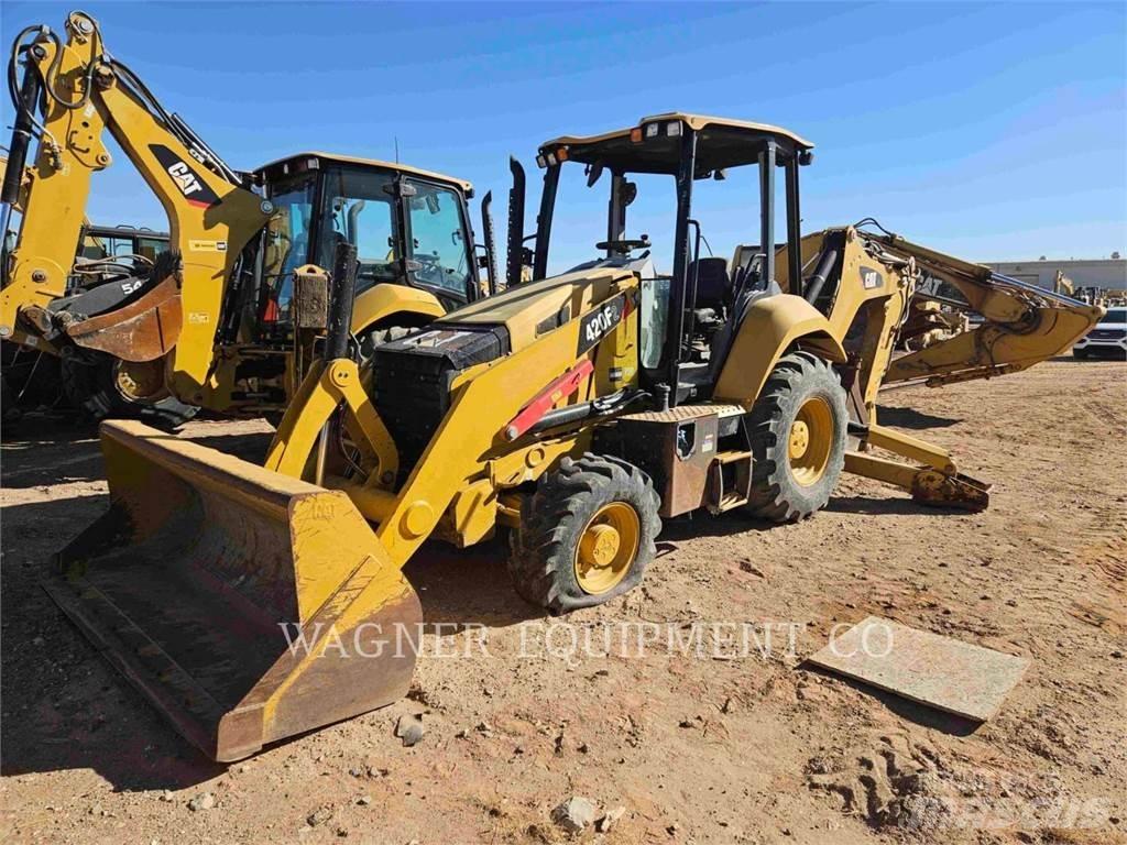 CAT 420F2 4WDE Kazıcı yükleyiciler - beko loder