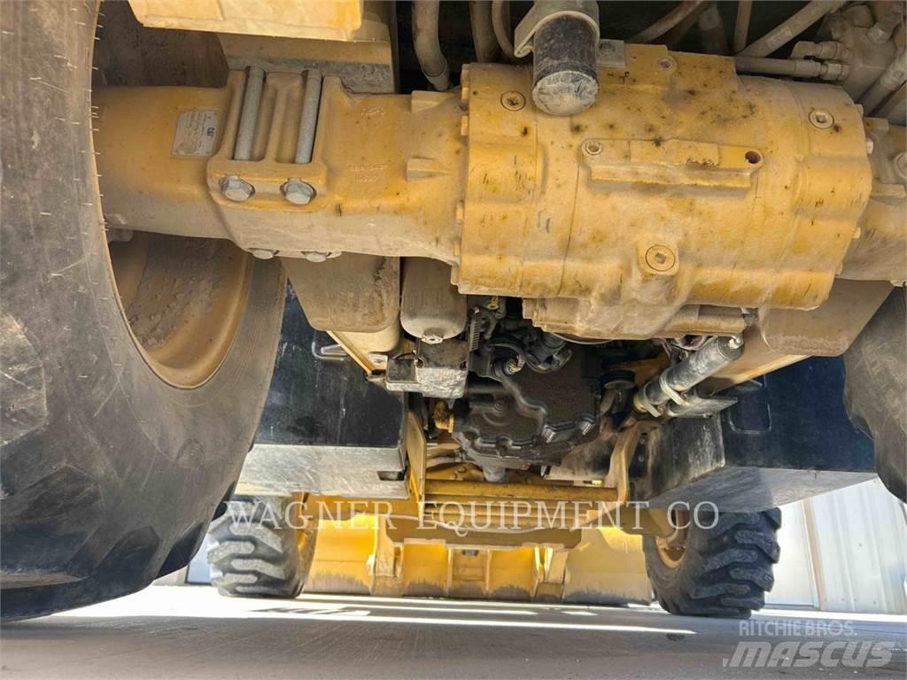 CAT 420F2 4WDE Kazıcı yükleyiciler - beko loder