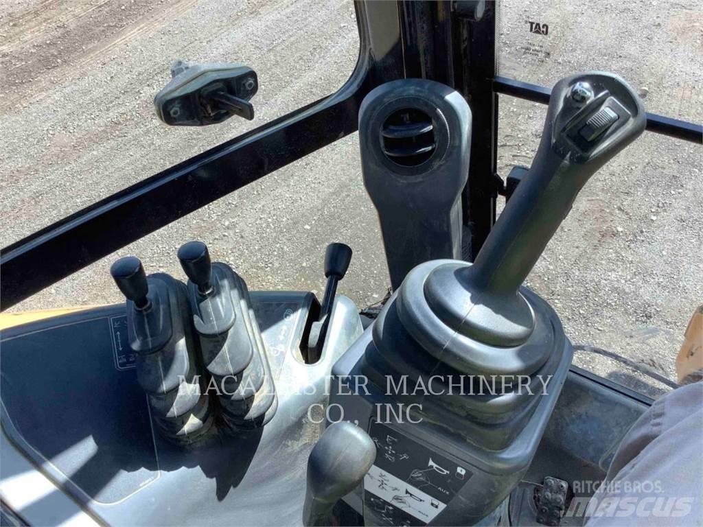 CAT 420F2ST Kazıcı yükleyiciler - beko loder