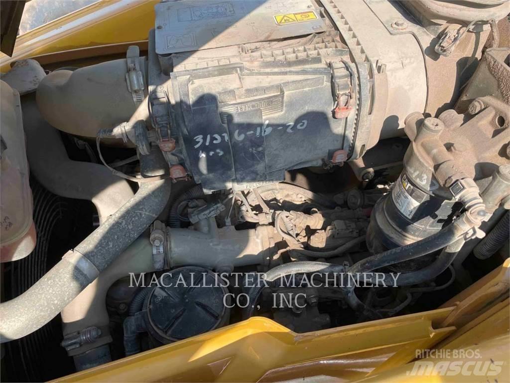 CAT 420F2ST Kazıcı yükleyiciler - beko loder