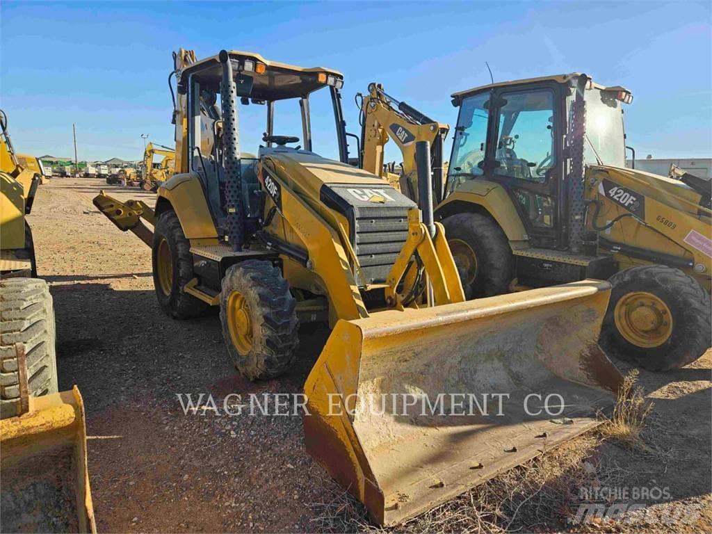 CAT 420F2ST Kazıcı yükleyiciler - beko loder