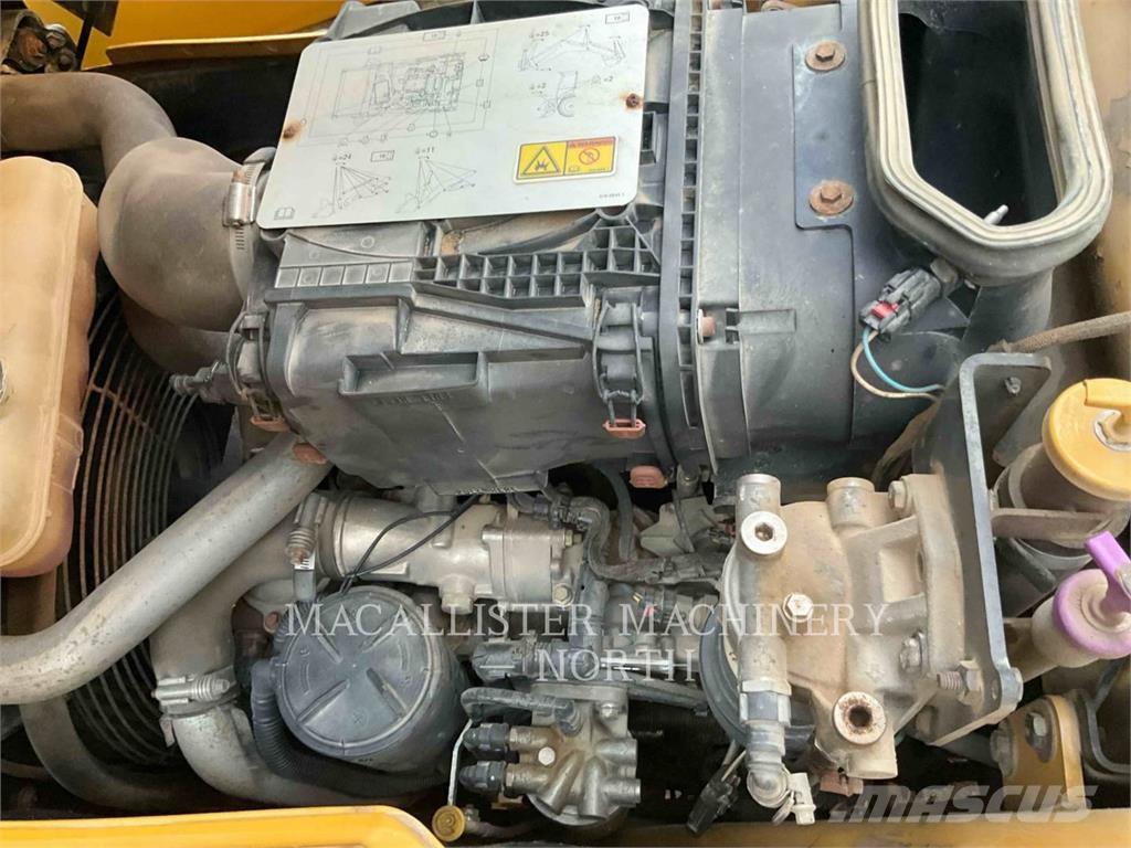 CAT 420FST Kazıcı yükleyiciler - beko loder