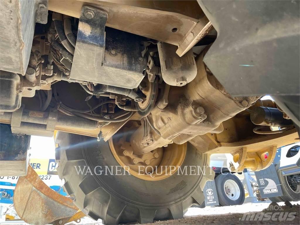 CAT 430F2 4WD Kazıcı yükleyiciler - beko loder