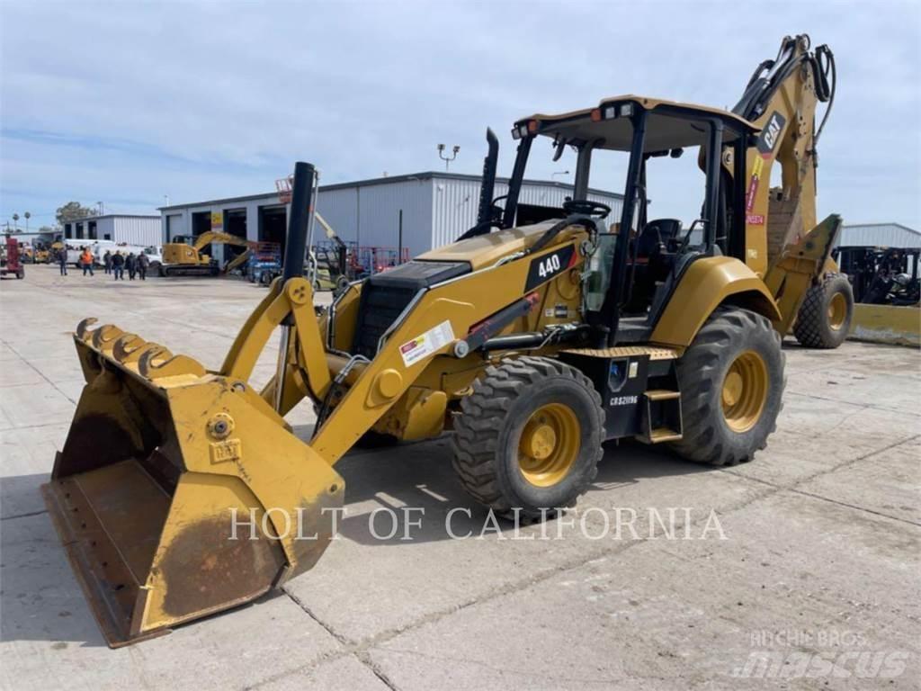 CAT 440 Kazıcı yükleyiciler - beko loder