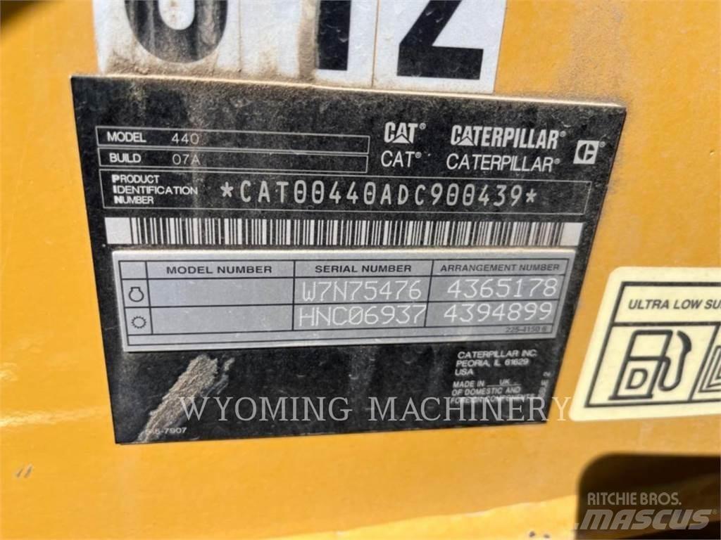 CAT 440 Kazıcı yükleyiciler - beko loder
