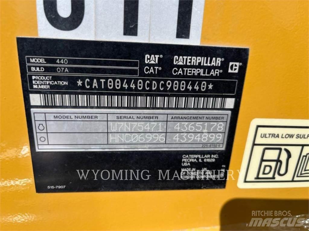 CAT 440 Kazıcı yükleyiciler - beko loder