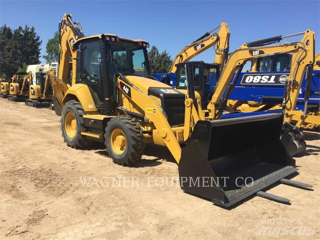 CAT 440 Kazıcı yükleyiciler - beko loder