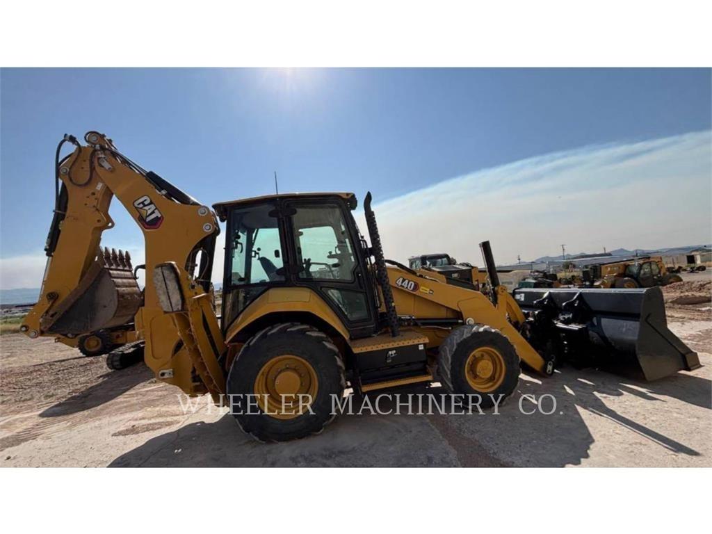 CAT 440 IT Kazıcı yükleyiciler - beko loder