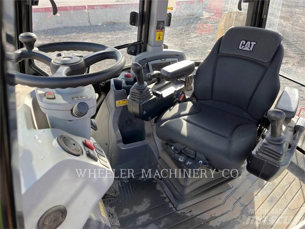 CAT 440 TH Kazıcı yükleyiciler - beko loder
