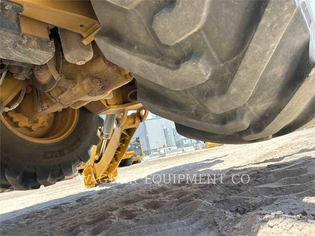 CAT 44007 Kazıcı yükleyiciler - beko loder