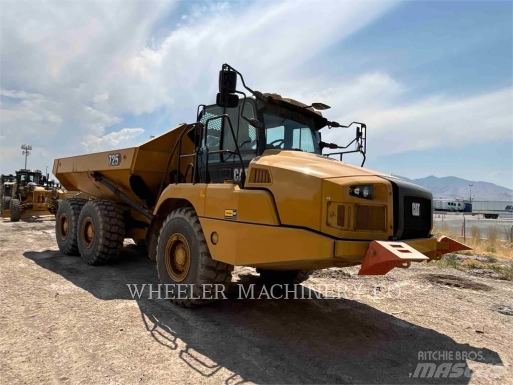 CAT 725 Belden kirma kaya kamyonu