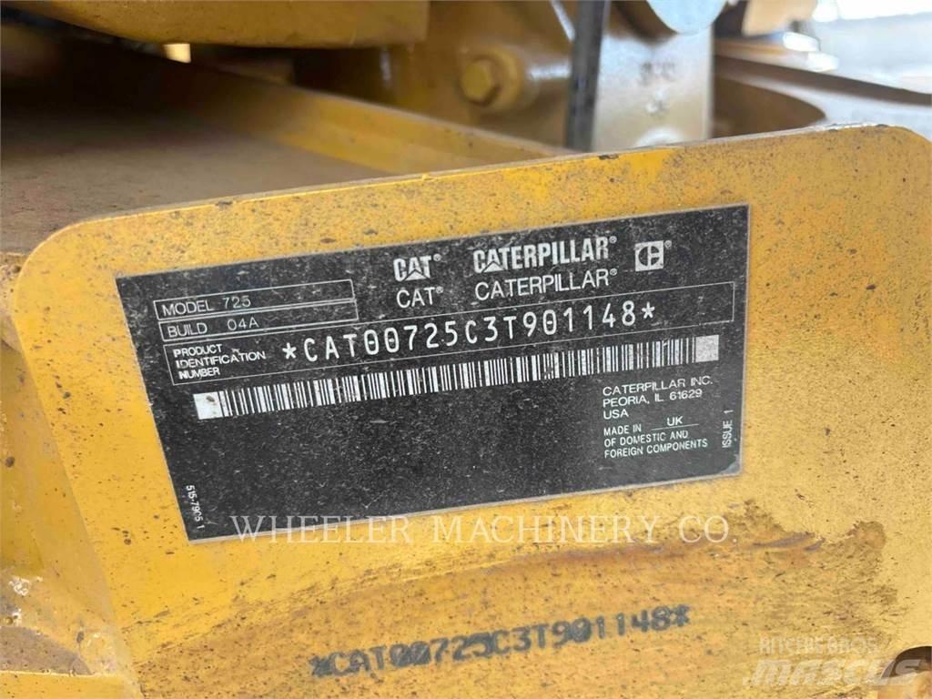 CAT 725 Belden kirma kaya kamyonu