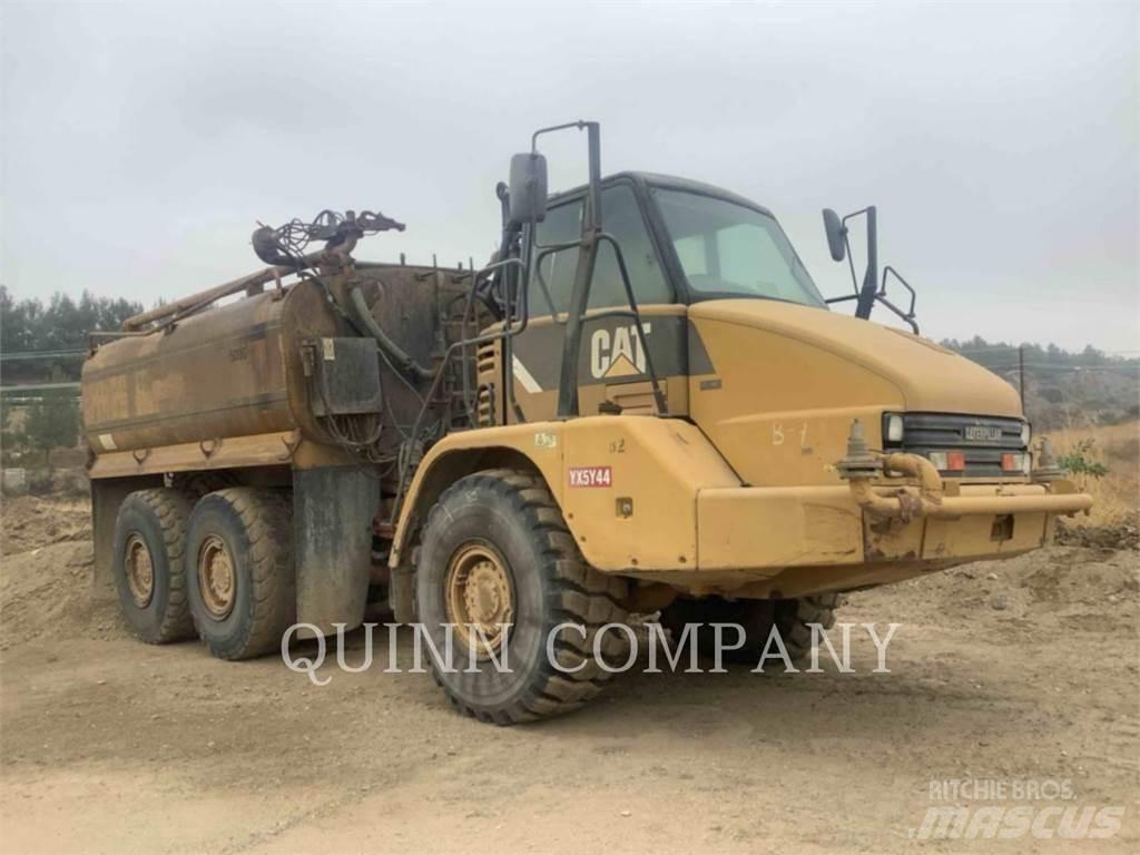 CAT 725 Belden kirma kaya kamyonu