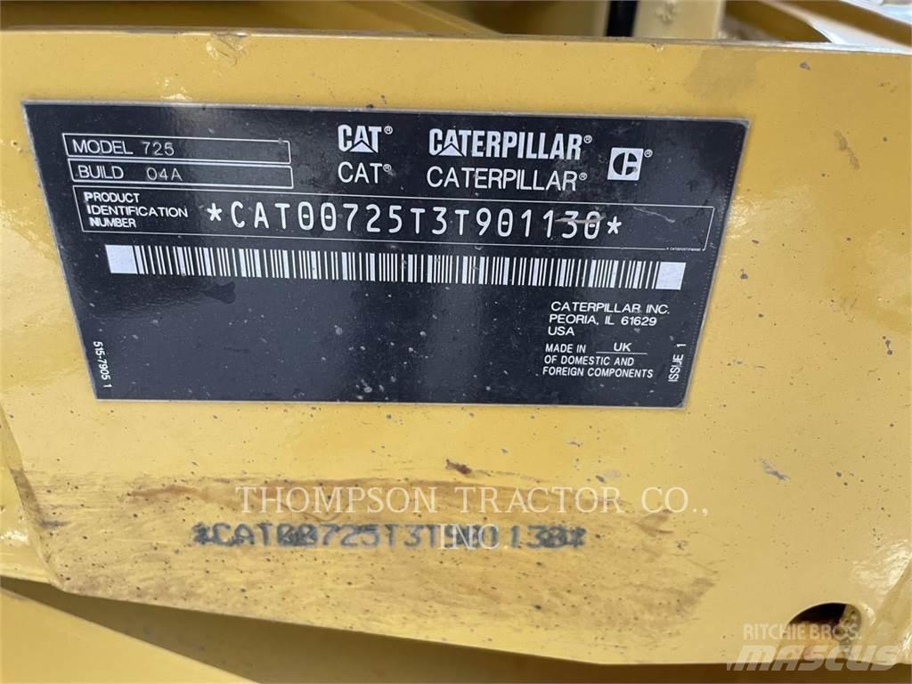 CAT 725 Belden kirma kaya kamyonu