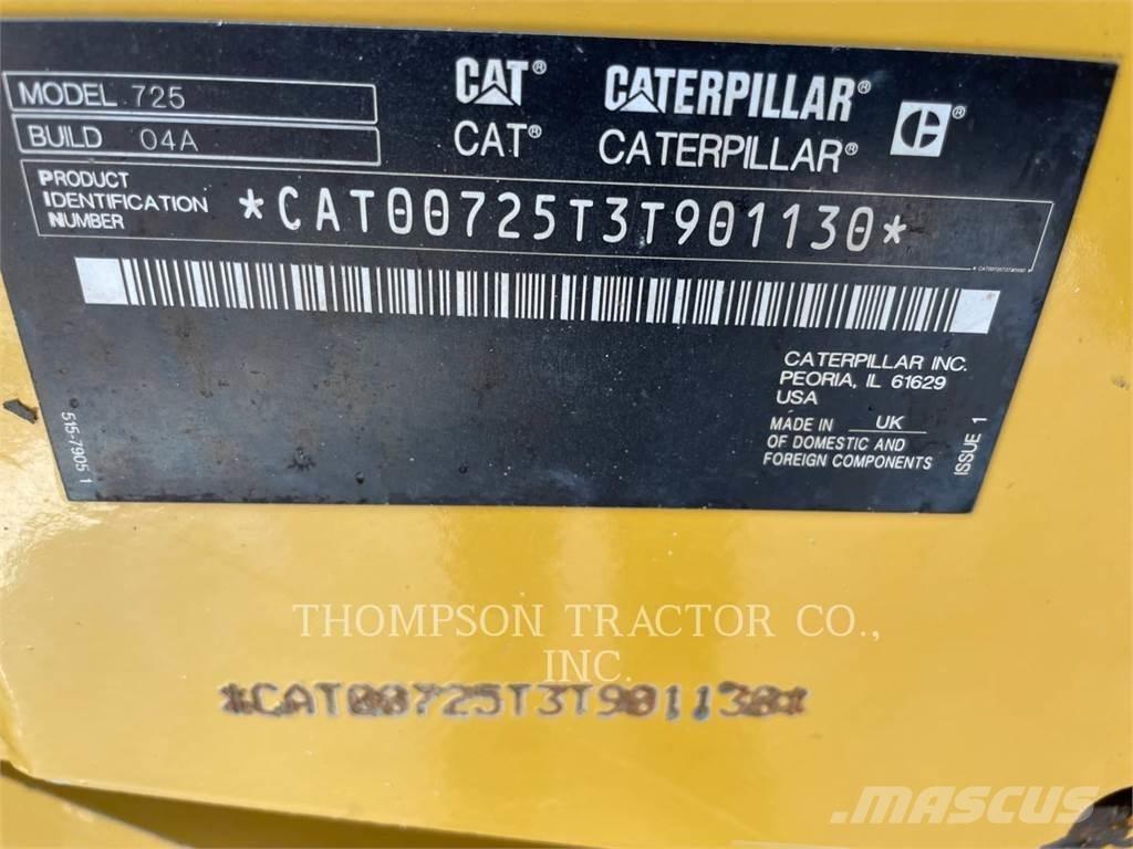 CAT 725 Belden kirma kaya kamyonu