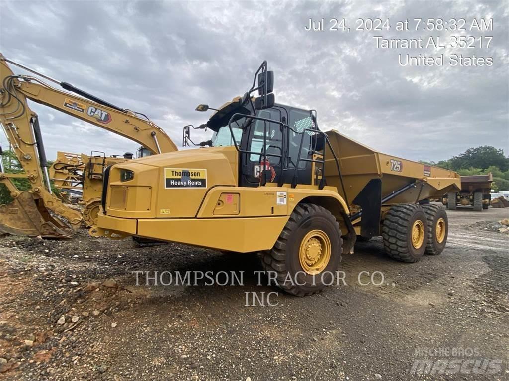 CAT 725 Belden kirma kaya kamyonu
