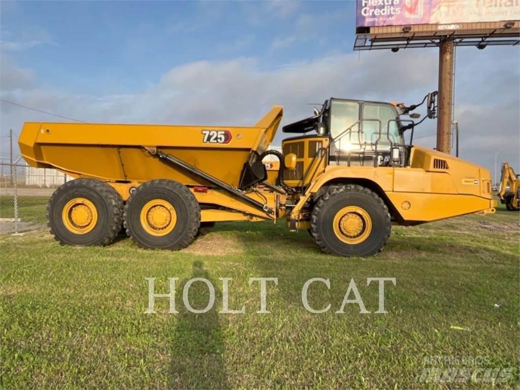 CAT 725 Belden kirma kaya kamyonu